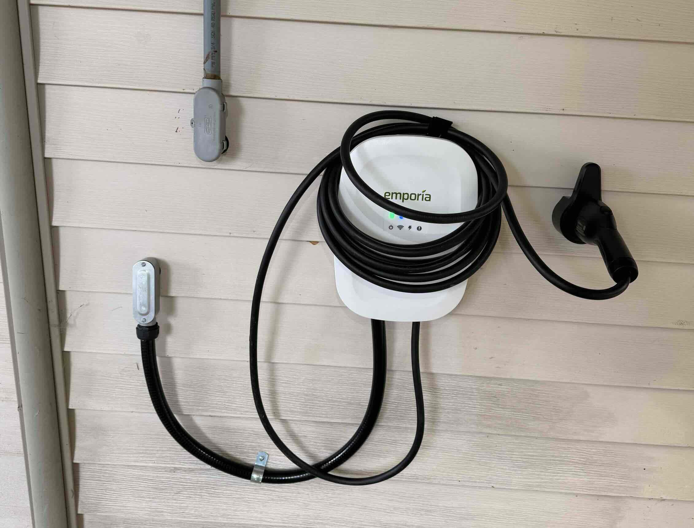 Hardwired vs Plug In EV Charger